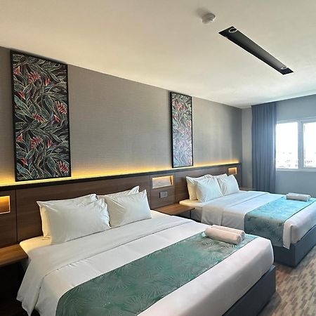 Nb Hotel Johor Bahru Esterno foto