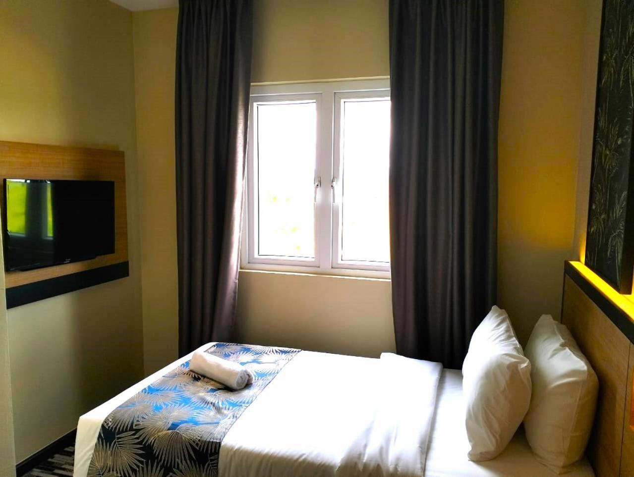 Nb Hotel Johor Bahru Esterno foto