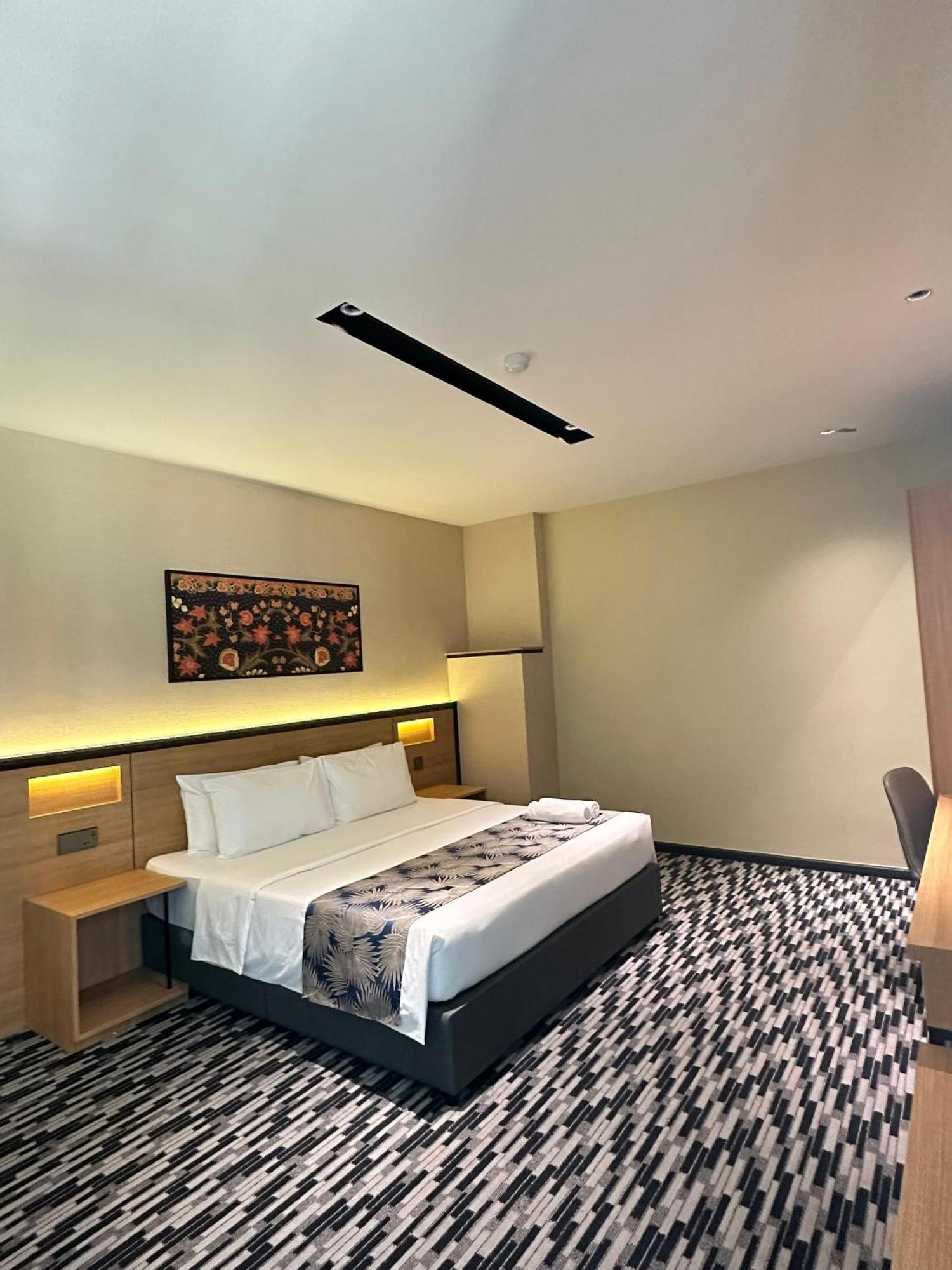 Nb Hotel Johor Bahru Esterno foto
