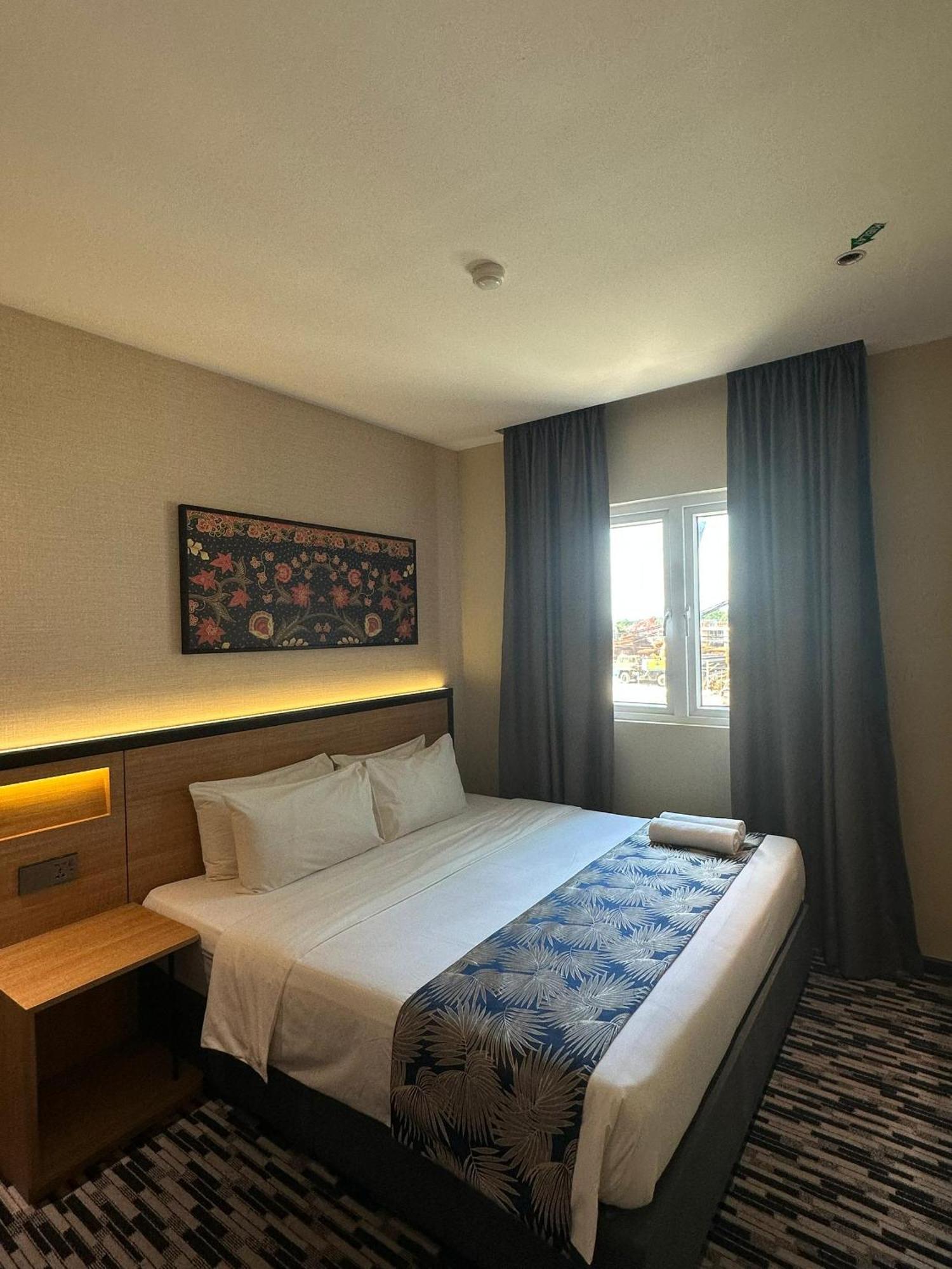 Nb Hotel Johor Bahru Esterno foto